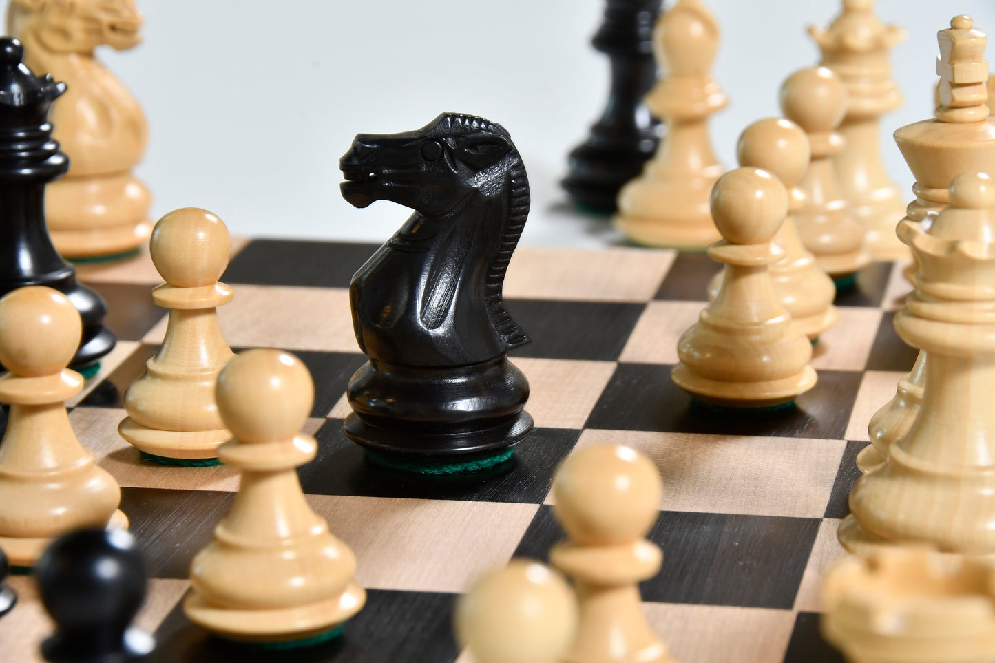 The Collector Series Hand carved Staunton Chess Pieces in Ebonized Boxwood & Natural Boxwood - 2.6" King