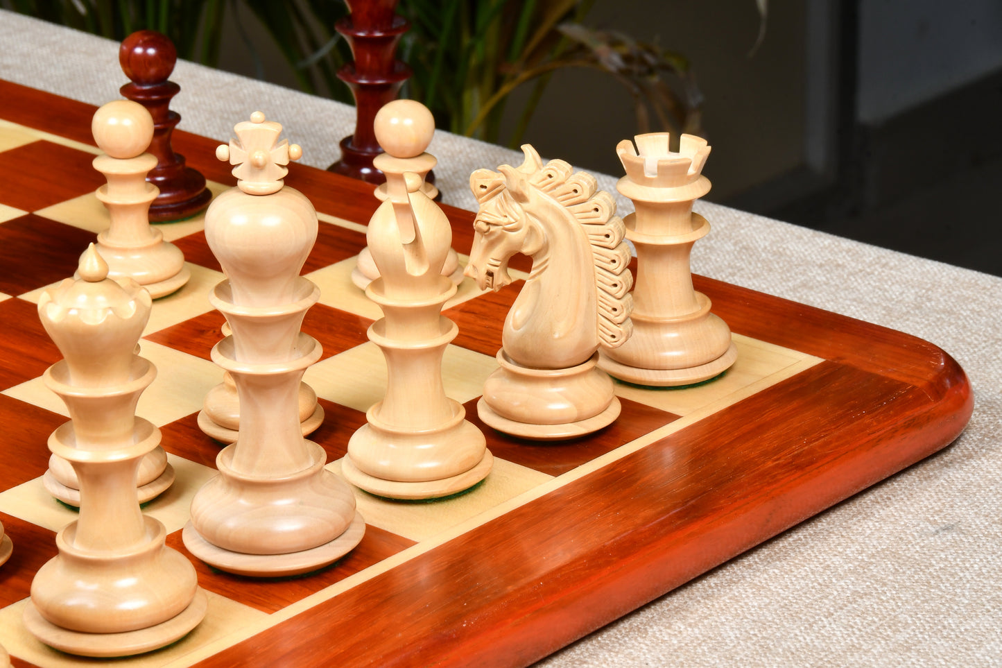 The Hurricane Series Staunton Luxury Chess Pieces Bud Rose & Box Wood - 4.7" King