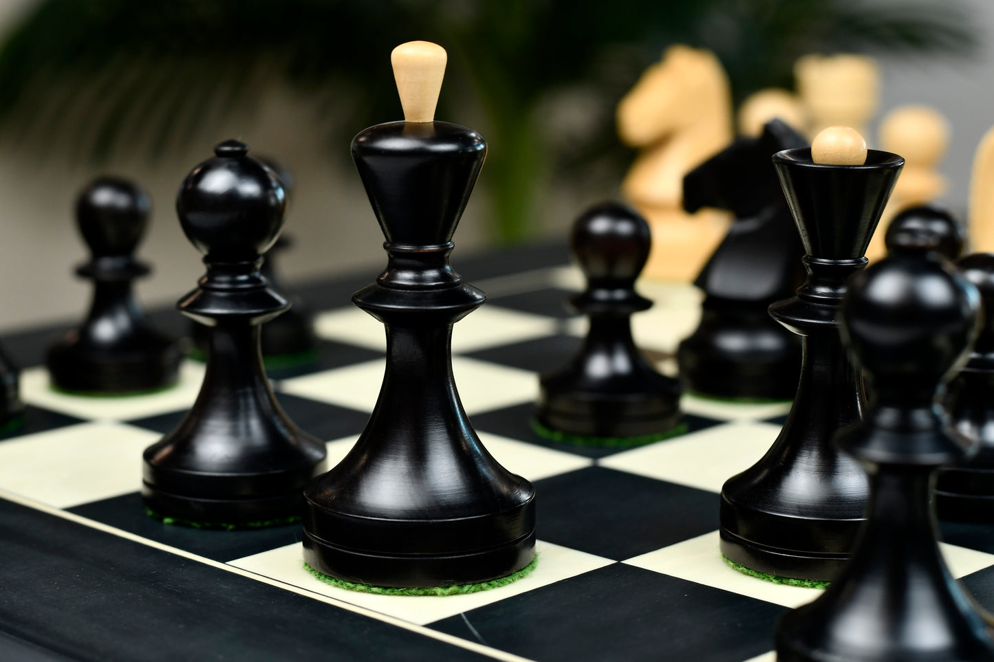 Reproduced Russian (Soviet Era) Series Chess Pieces in Ebonized Boxwood & Natural Boxwood - 3.75" King