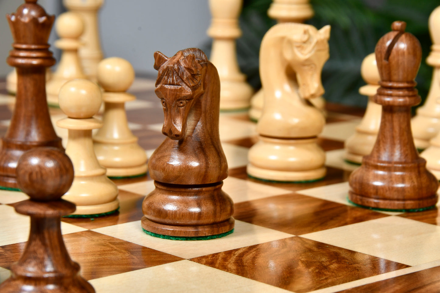 The Leningrad Club-Sized Wooden Chess Pieces in Sheesham Wood (Golden Rosewood) & Boxwood- 4.0" King
