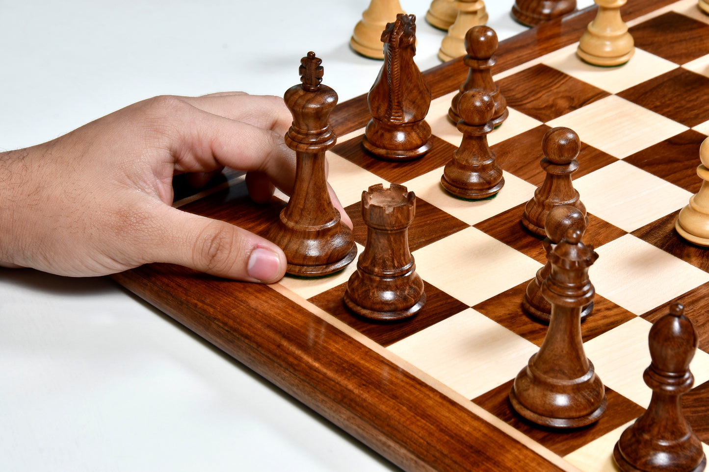 Desert Gold Chess Set in Sheesham & Boxwood with Wooden Board - 4.0" King