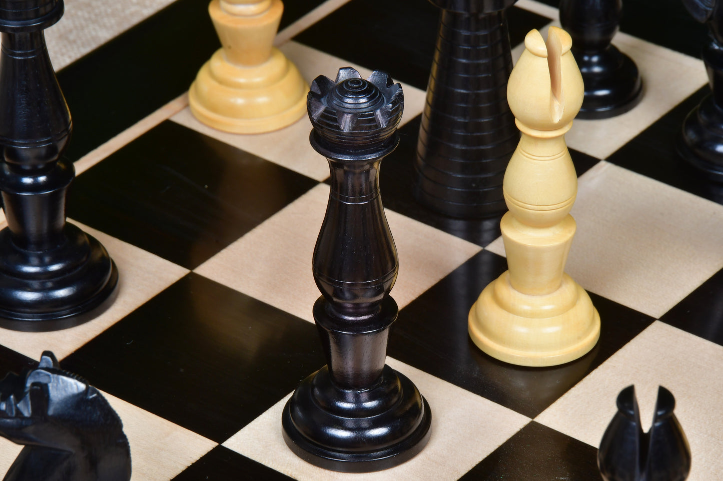 The Grand Divan Chess Pieces from the Famous Simpson's-in-the-Strand in Ebony & Boxwood - 4.2" King