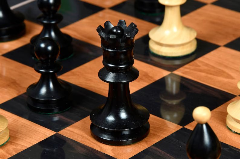 Reproduced Romanian-Hungarian National Tournament Chess Pieces in Ebonized & Natural Boxwood - 3.8" King