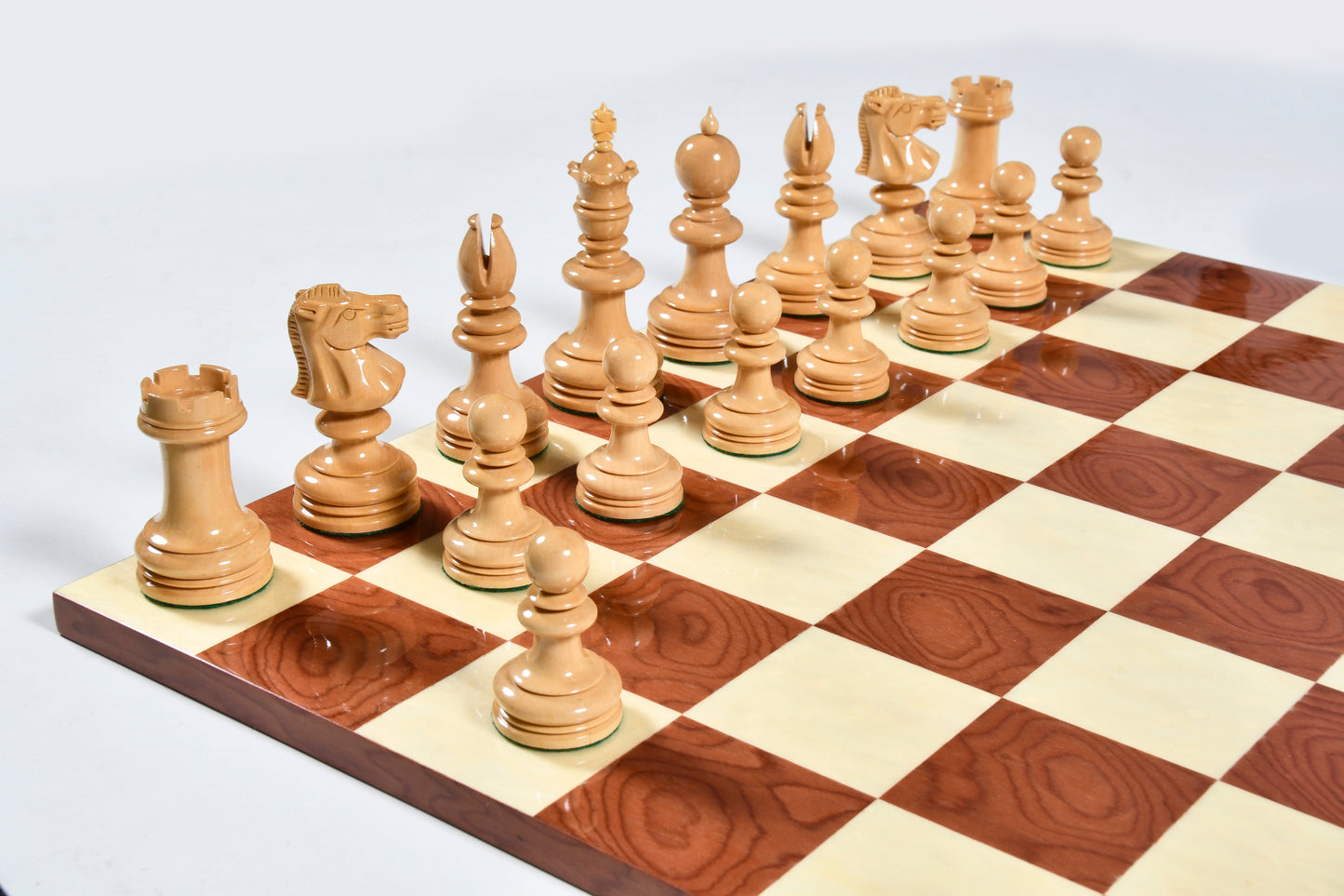 Exclusive Repro William Hallett High Class Chess Pieces in Golden Dyed & Boxwood Wood - 4.0"