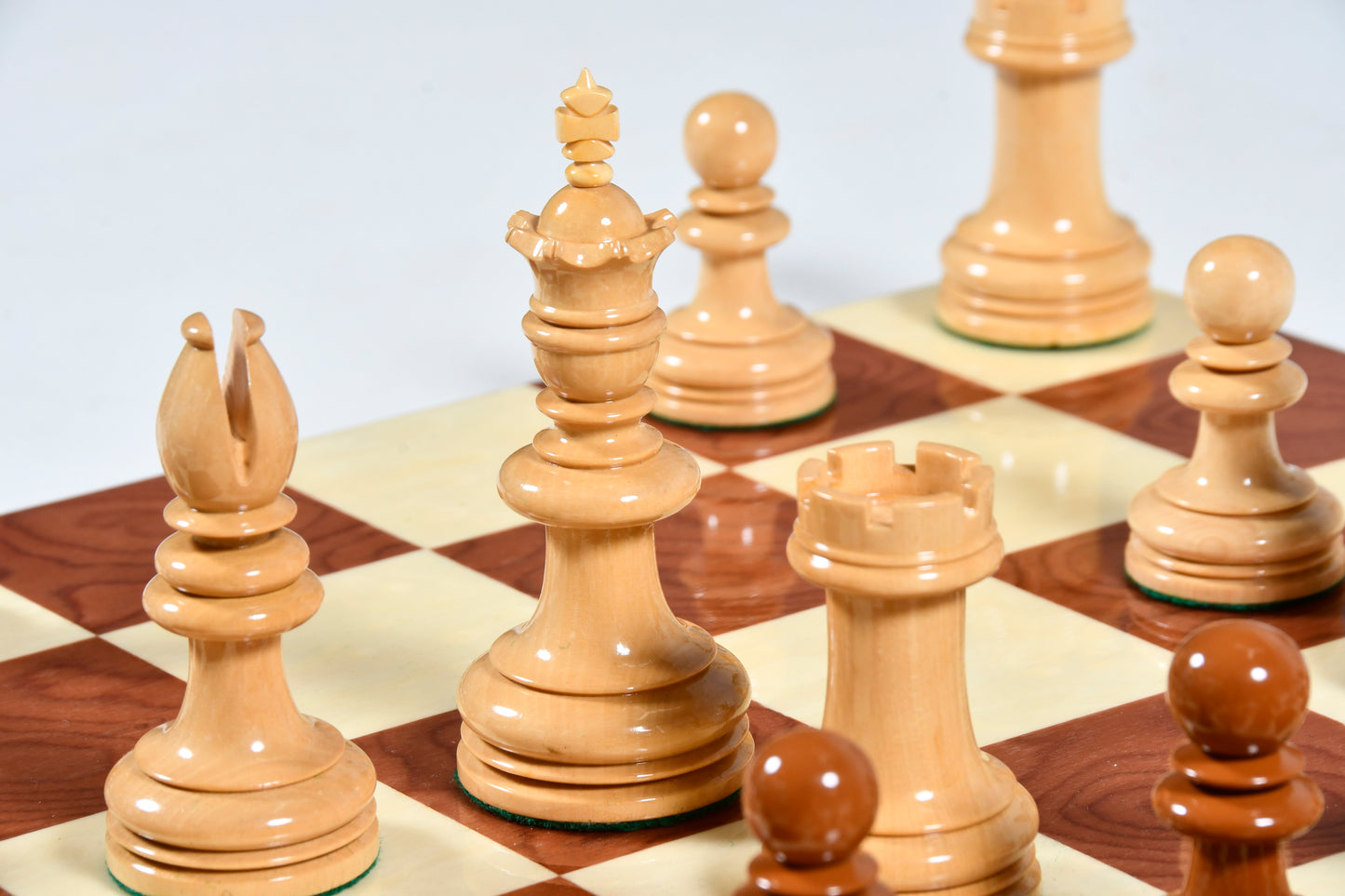 Exclusive Repro William Hallett High Class Chess Pieces in Golden Dyed & Boxwood Wood - 4.0"