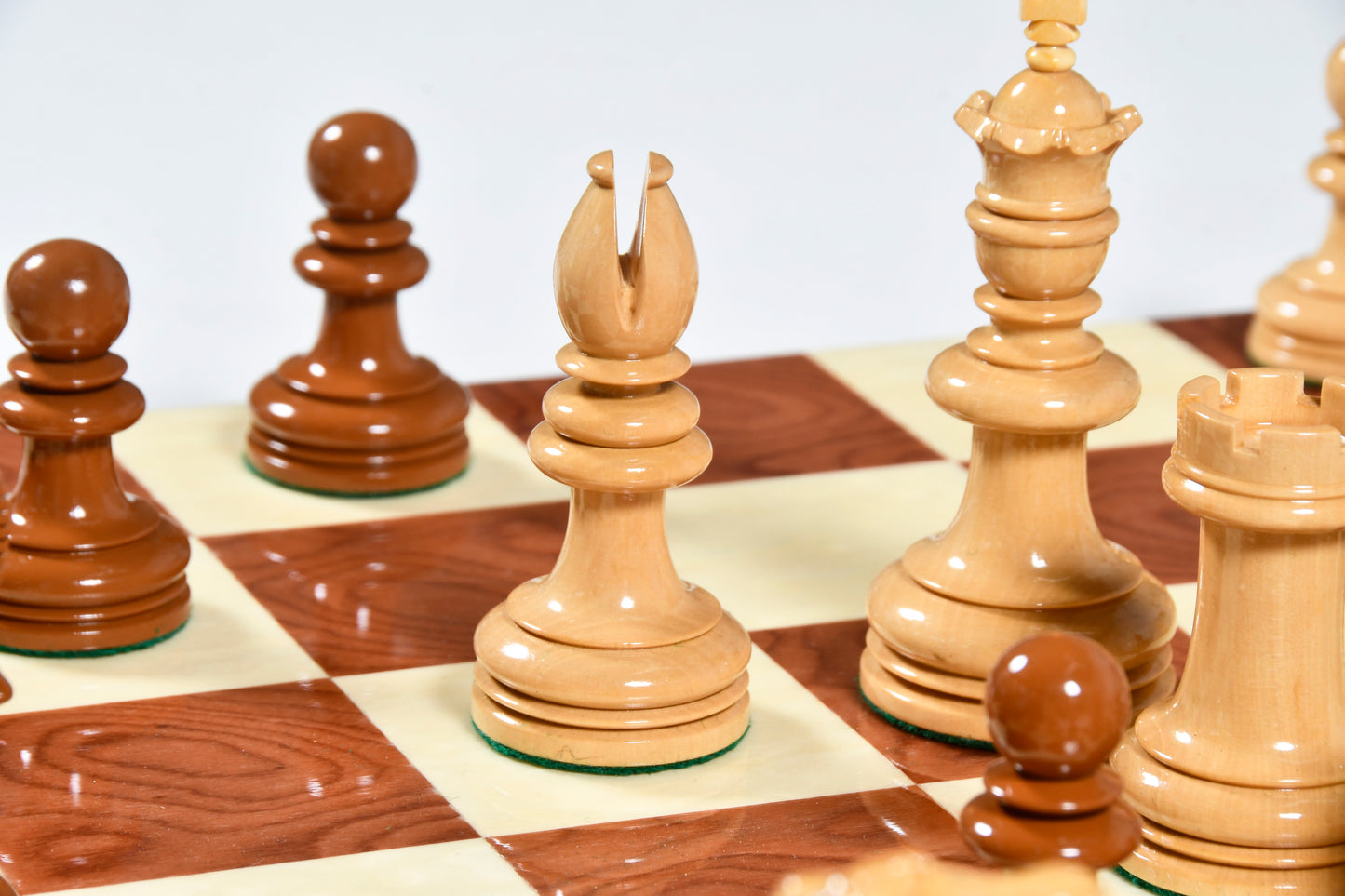 Exclusive Repro William Hallett High Class Chess Pieces in Golden Dyed & Boxwood Wood - 4.0"