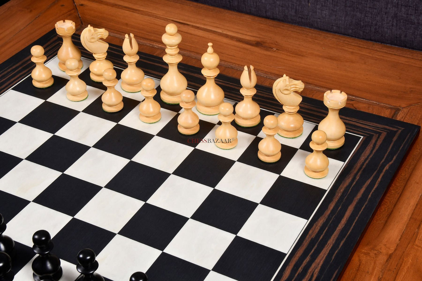 Reproduced Antique Series Dublin Pattern Calvert Chess Pieces in Ebonized & Natural Boxwood - 4.1" King