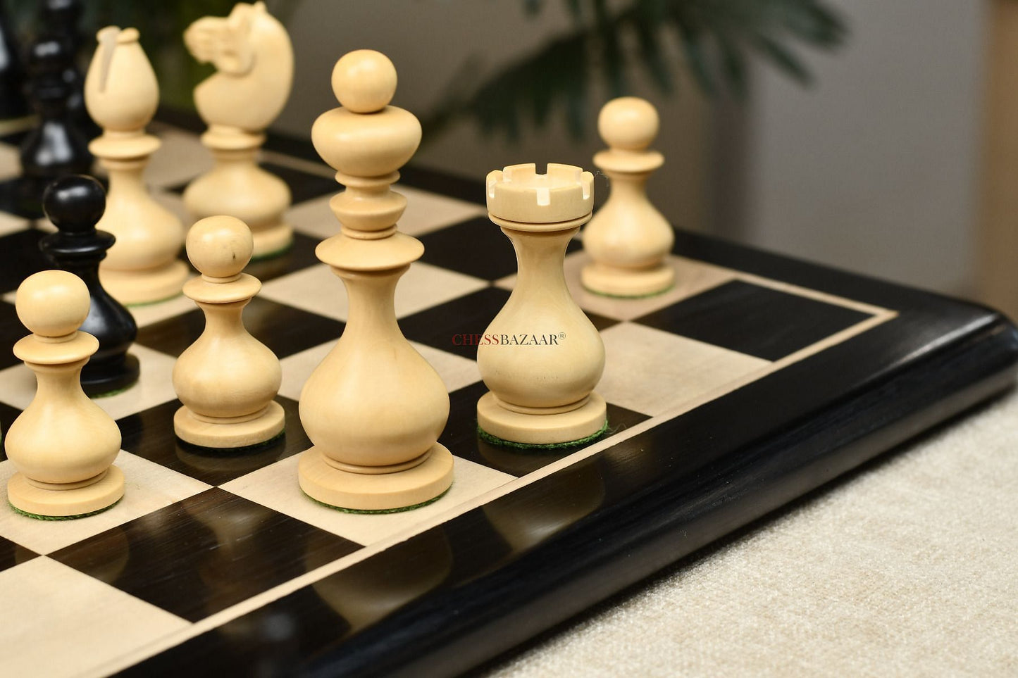 Reproduced Antique Dublin Pattern Calvert Chess Pieces in Ebonized & Natural Boxwood With Board & Storage Box- 4.1" King