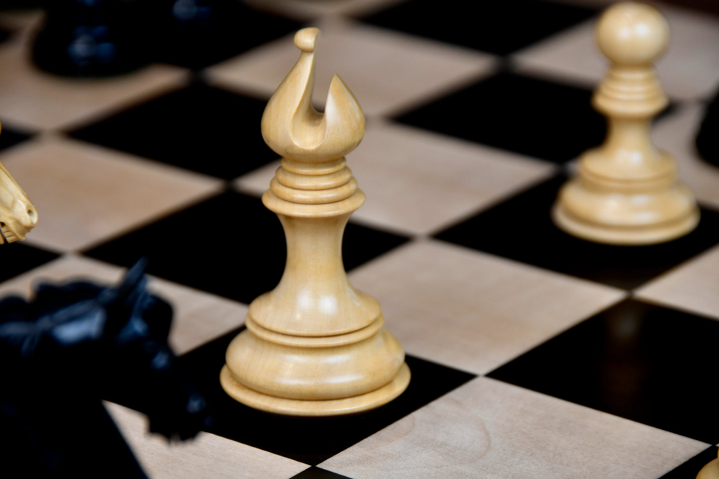 The Admiral Series II Staunton Chess Pieces in Ebony Wood & Box Wood - 4.5" King