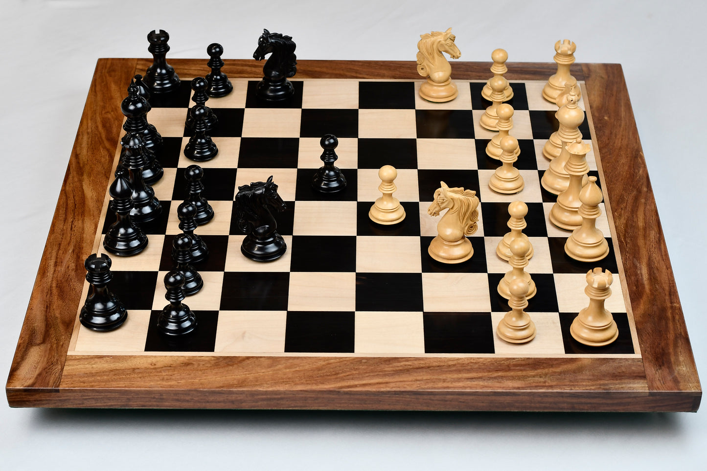 The Admiral Series II Staunton Chess Pieces in Ebony Wood & Box Wood - 4.5" King