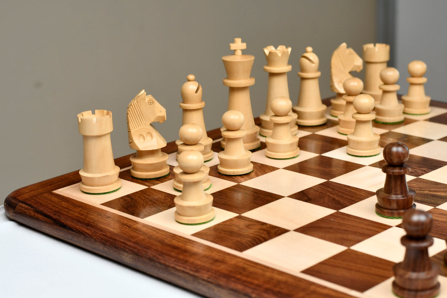 The Championship Series Staunton Chess Pieces in Sheesham Wood & Boxwood - 3.75" King