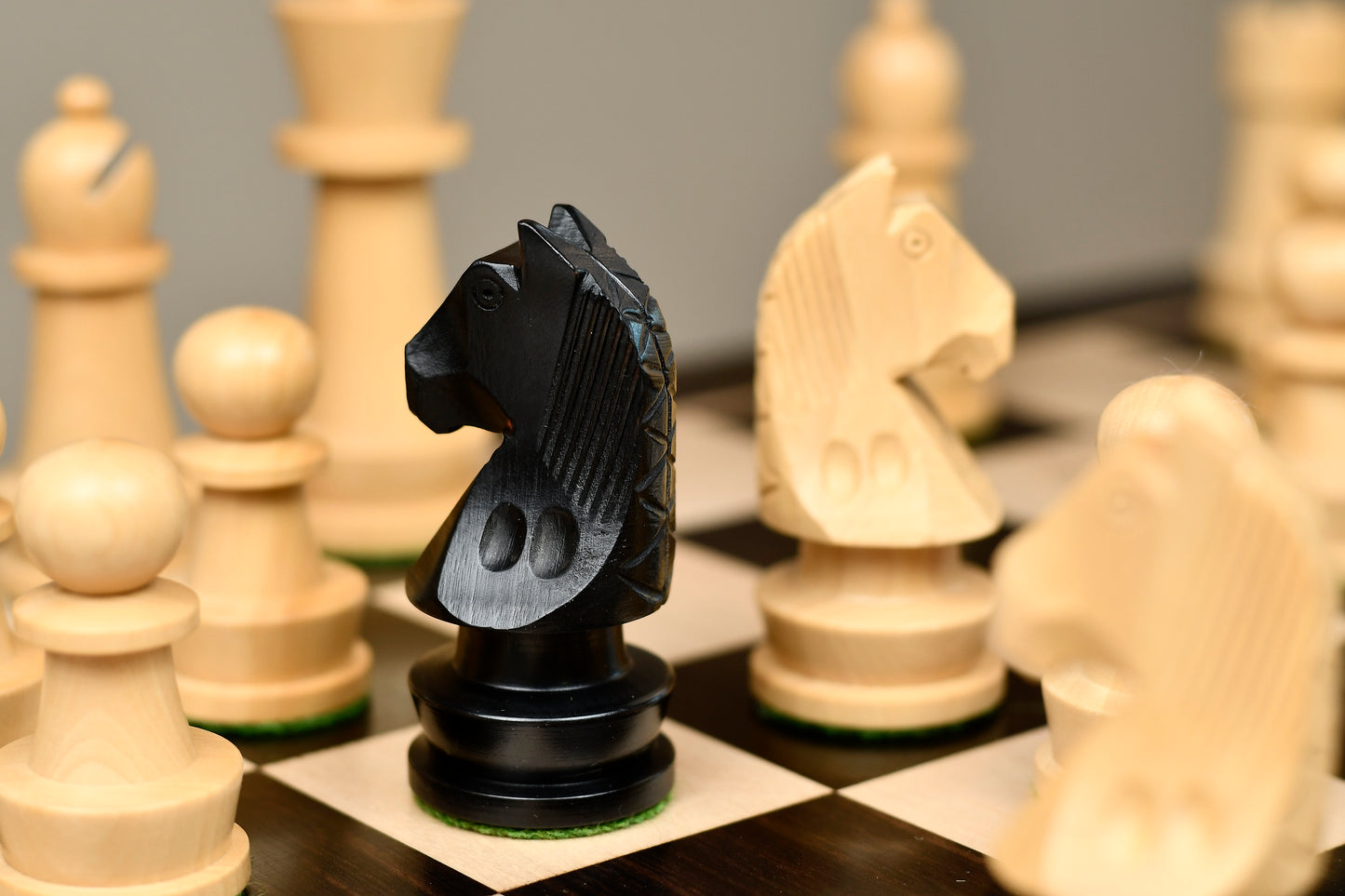 The Championship Series Staunton Chess Pieces in Ebonized Boxwood & Natural Boxwood - 3.75" King