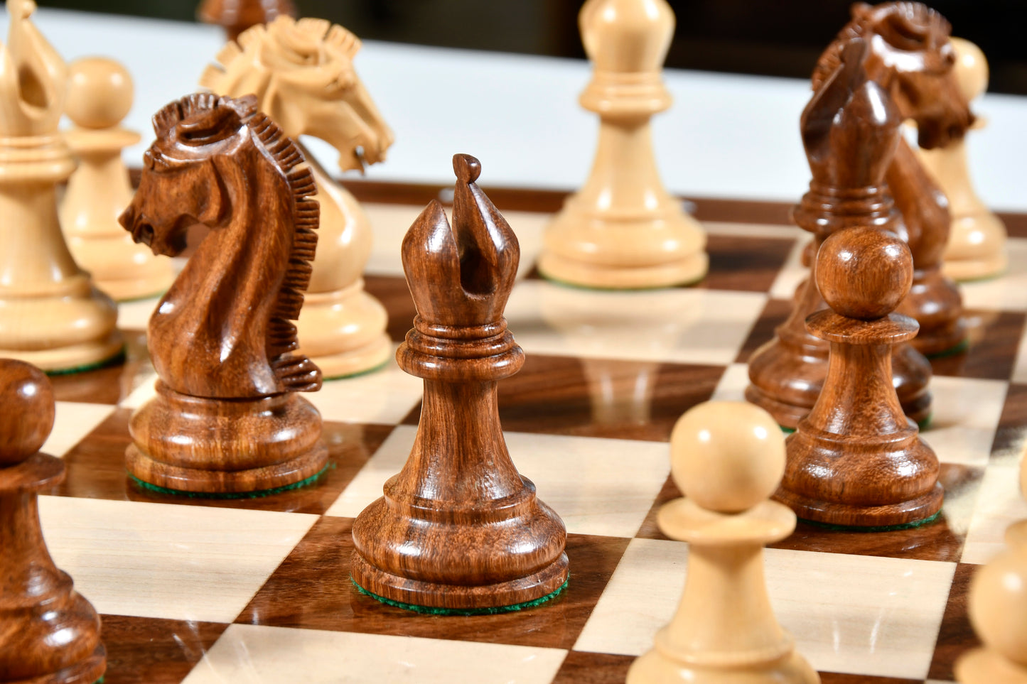 The Craftsman Knight Staunton Chess Pieces in Sheesham Wood & Boxwood - 3.9" King
