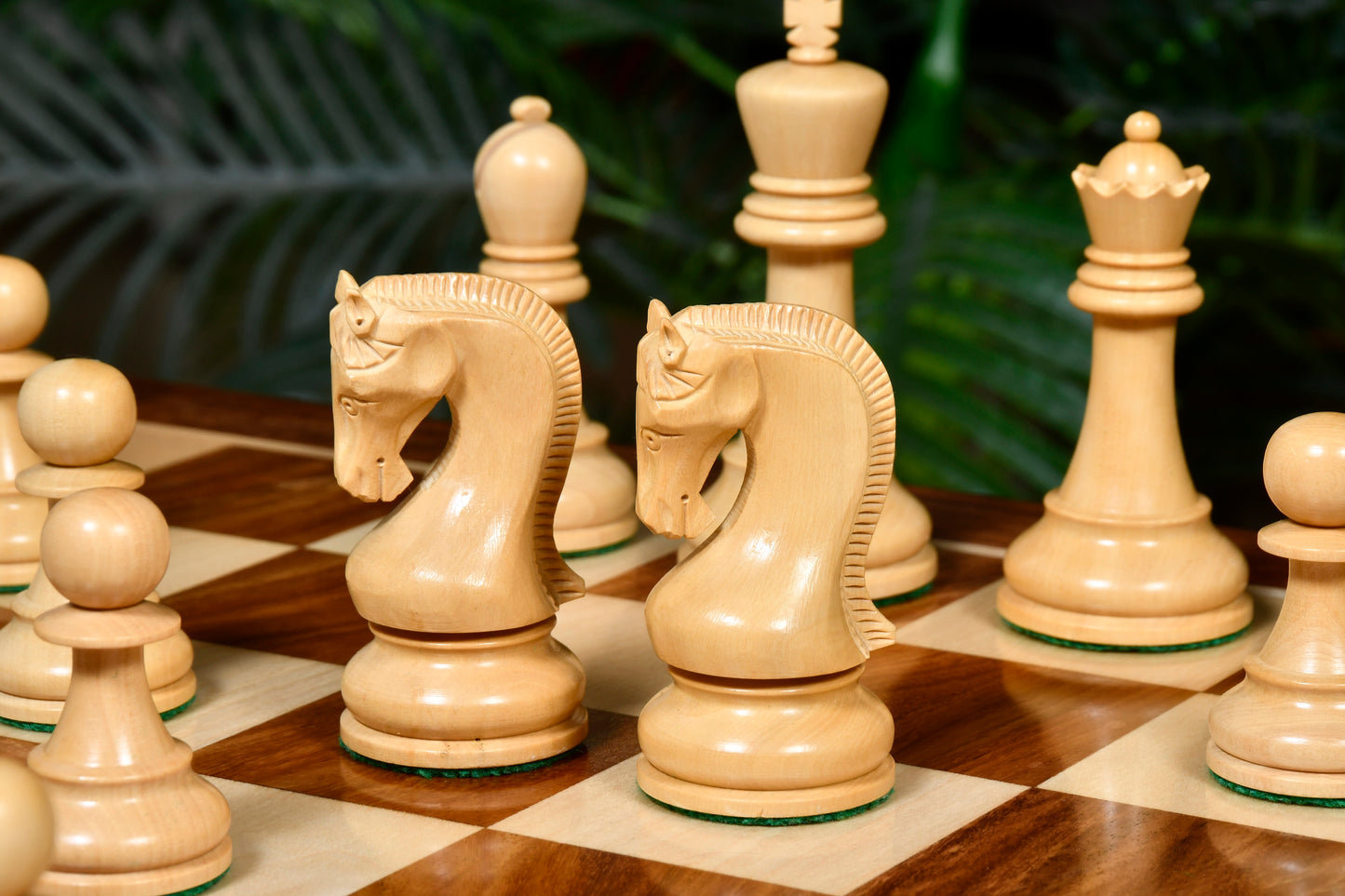 The Leningrad Club-Sized Wooden Chess Pieces in Sheesham Wood (Golden Rosewood) & Boxwood- 4.0" King