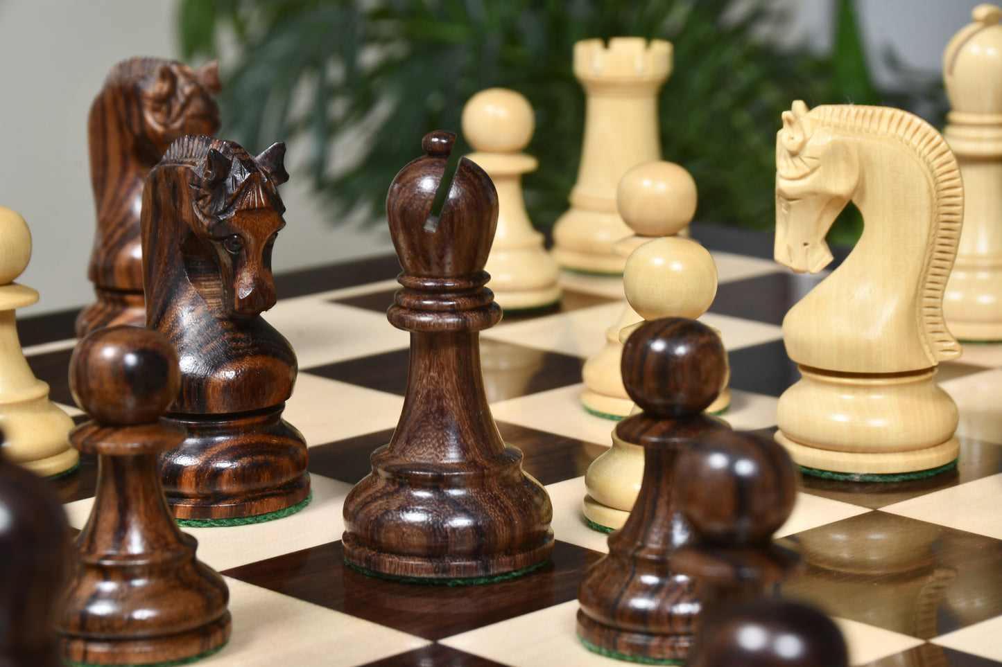 The Leningrad Club-Sized Wooden Chess Pieces in Indian Rosewood & Boxwood- 4.0" King