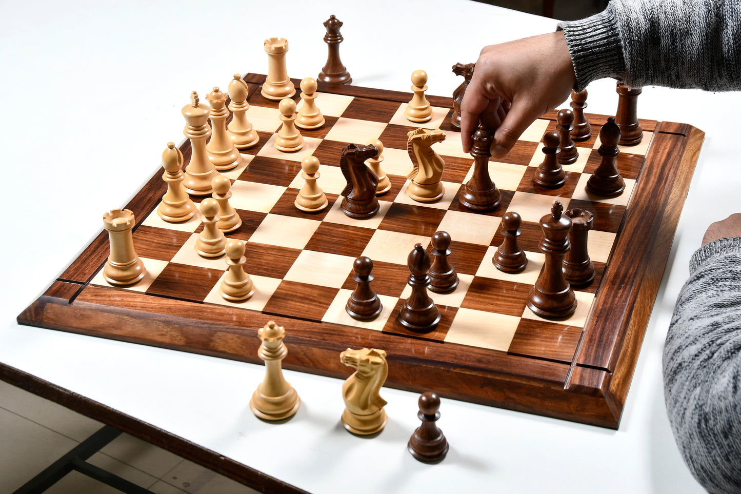 The Honour of Staunton (HOS) Series Weighted Chess Pieces in Sheesham & Natural Boxwood - 4.0" King