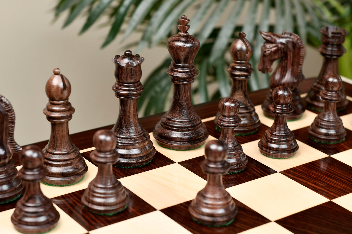 The New Imperial Weighted Staunton Chess Pieces in Rosewood and Boxwood - 3.75" King