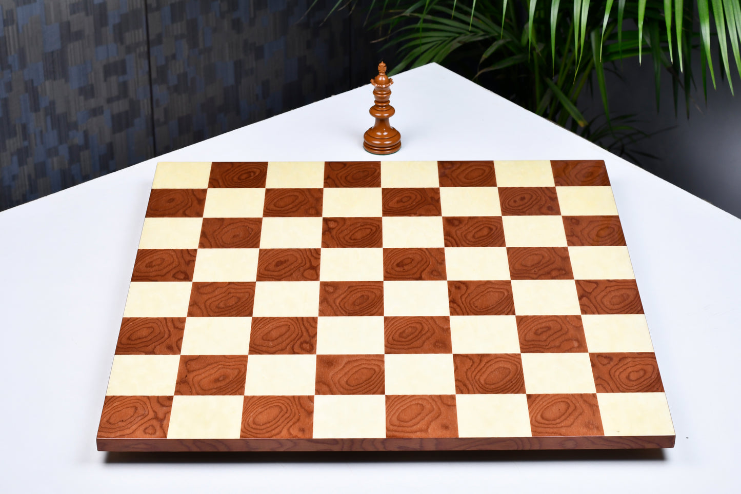 Minimalist Wooden Red Ash Burl Maple Hi Gloss Finish Borderless Chess Board 19" - 60 mm