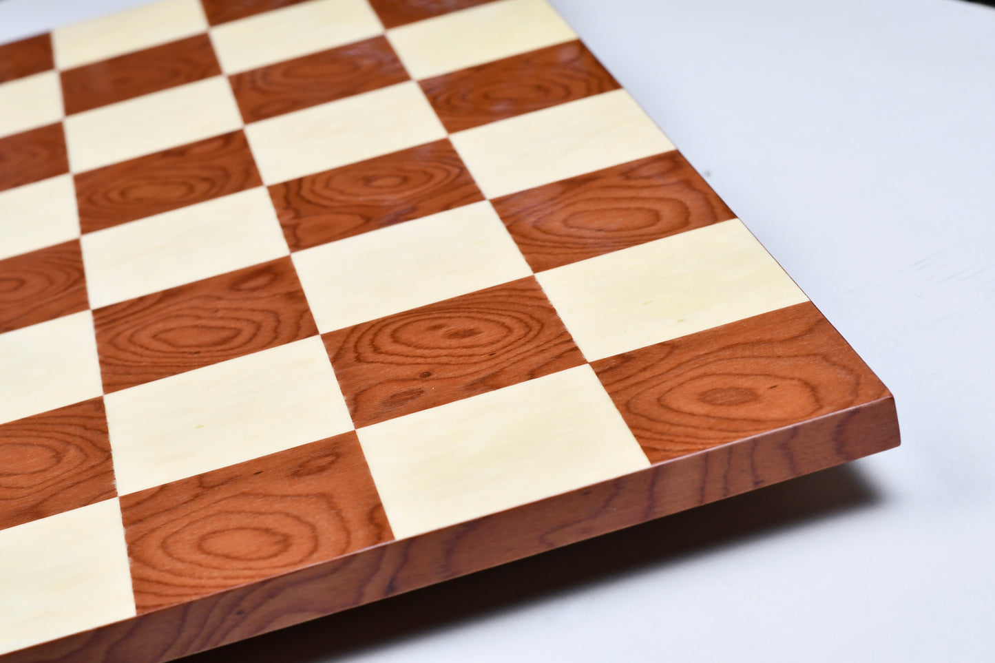 Minimalist Wooden Red Ash Burl Maple Hi Gloss Finish Borderless Chess Board 19" - 60 mm