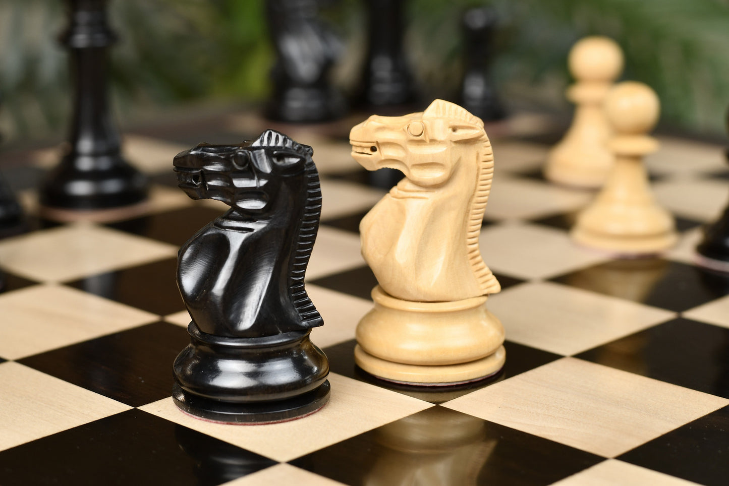 The Staunton Series (Jaques Pattern) Chess Pieces in Ebony & Box Wood - 3.4" King