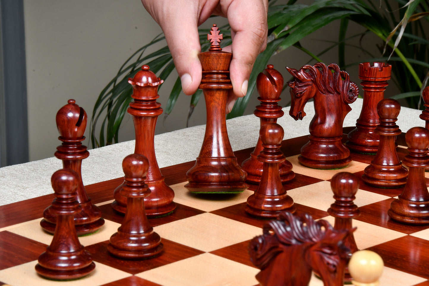 The Pegasus Series Artisan Staunton Chess Pieces ver 2.0 in Bud Rosewood and Boxwood - 4.6" King