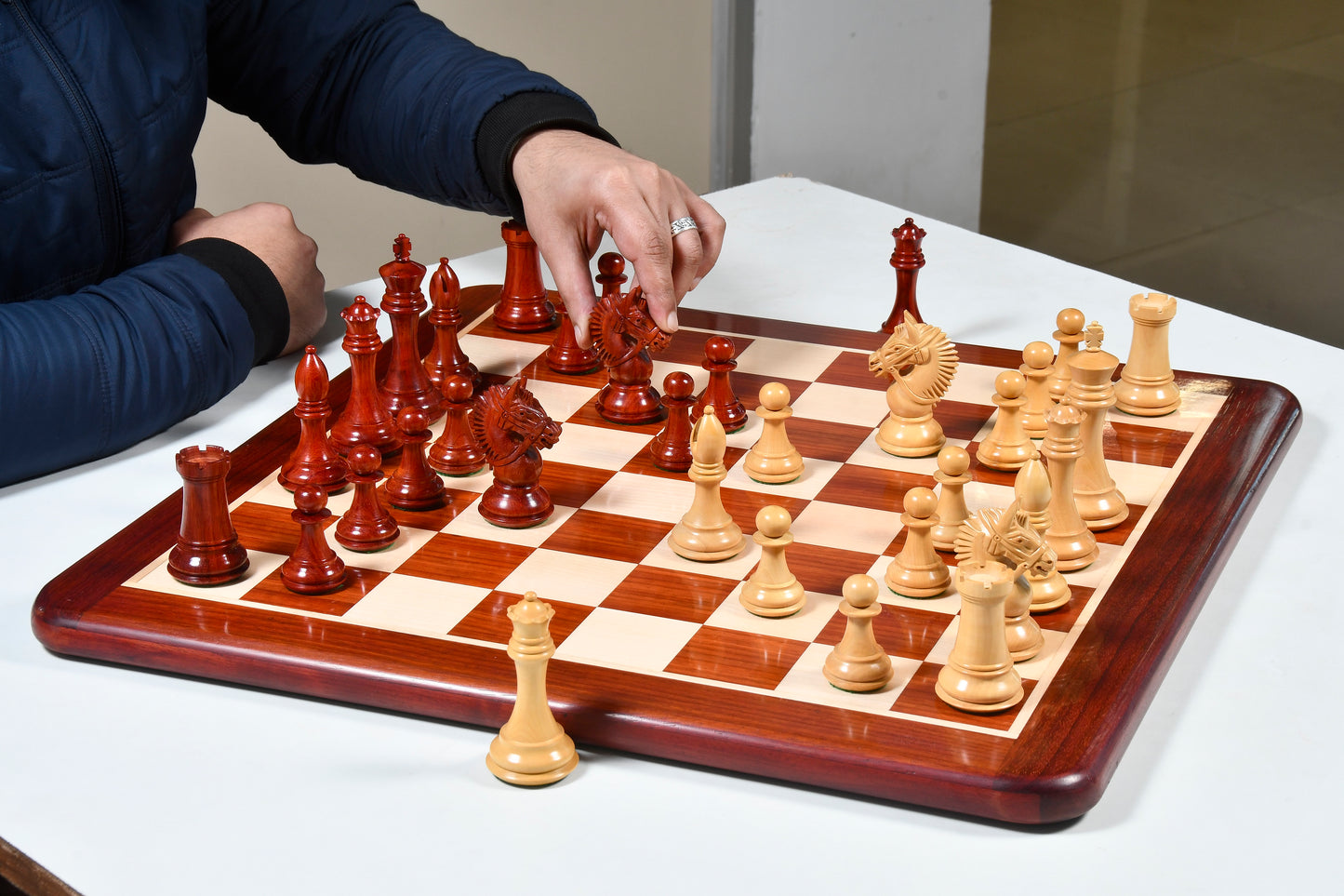 The American Bridle Triple-Weighted Chess Pieces with Extra Queen - Handcrafted in Bud Rosewood & Boxwood 4.2" King