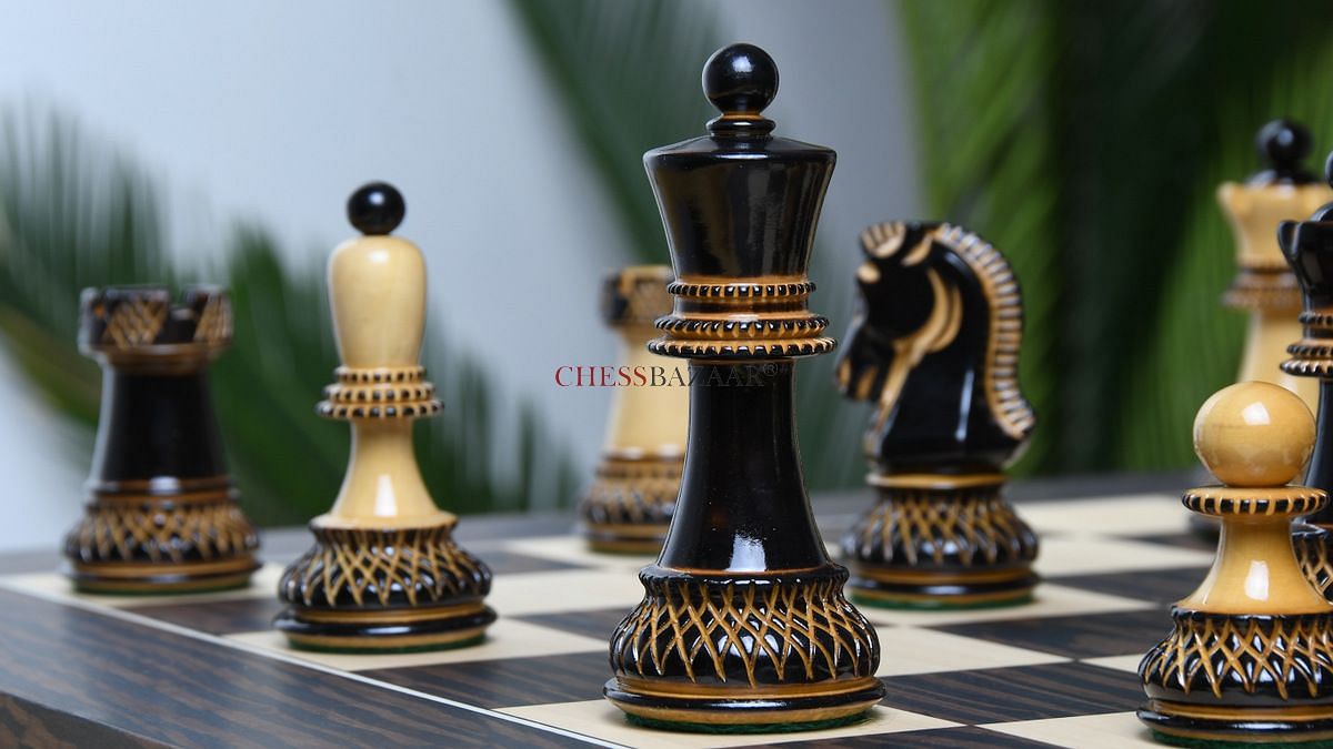 Bobby Fischer's favorite chess pieces are in action