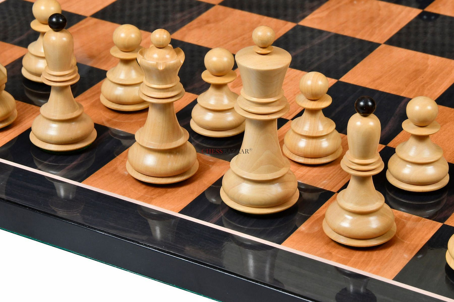 Dubrovnik chess pieces in in Ebony Wood, Box Wood