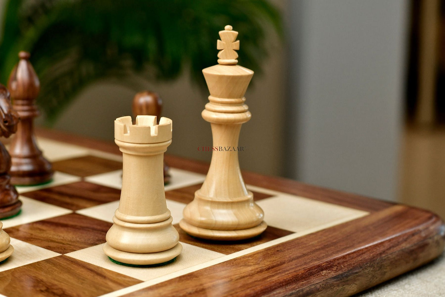 Combo of Derby Knight Staunton Weighted Chess Pieces in Sheesham & Boxwood With Board & Box - 4.1" King