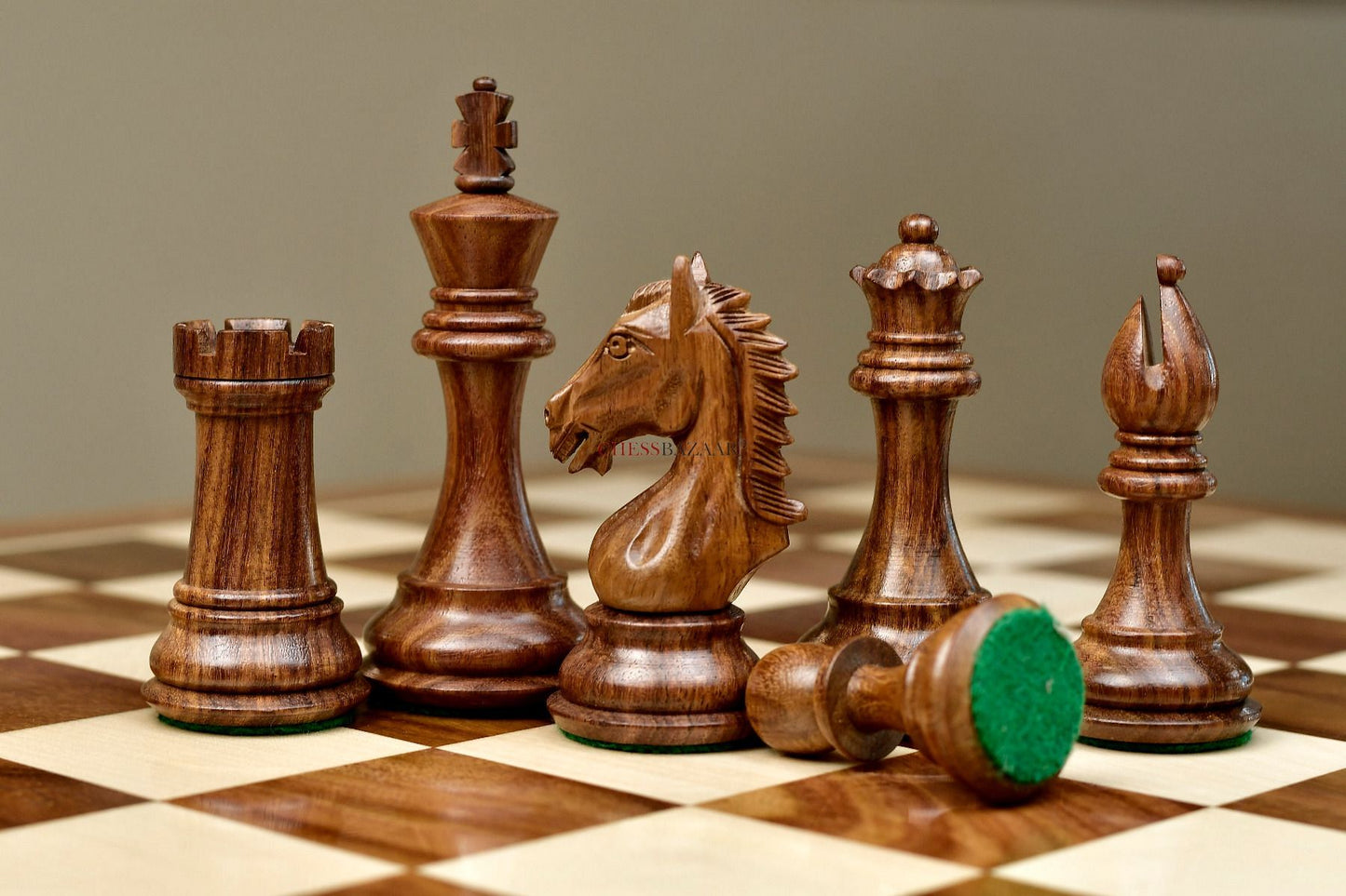 Combo of Derby Knight Staunton Weighted Chess Pieces in Sheesham & Boxwood With Board & Box - 4.1" King