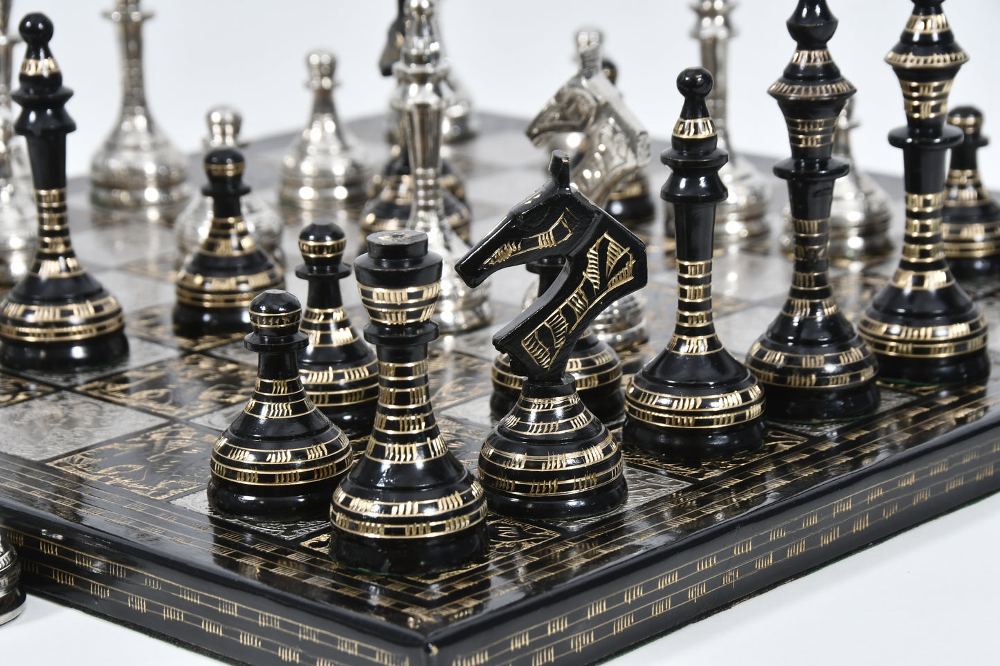 Brass Metal Luxury Chess Pieces with Board Combo in Shiny Silver and Black Color