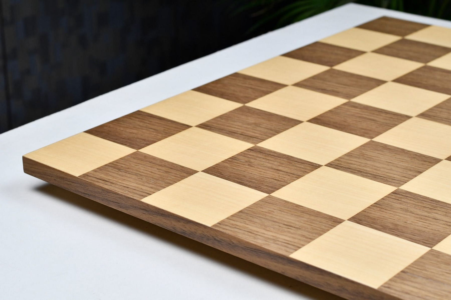 Minimalist Walnut Maple Wooden Chess Board Matte Finish Borderless Chess Board 19" - 60 mm