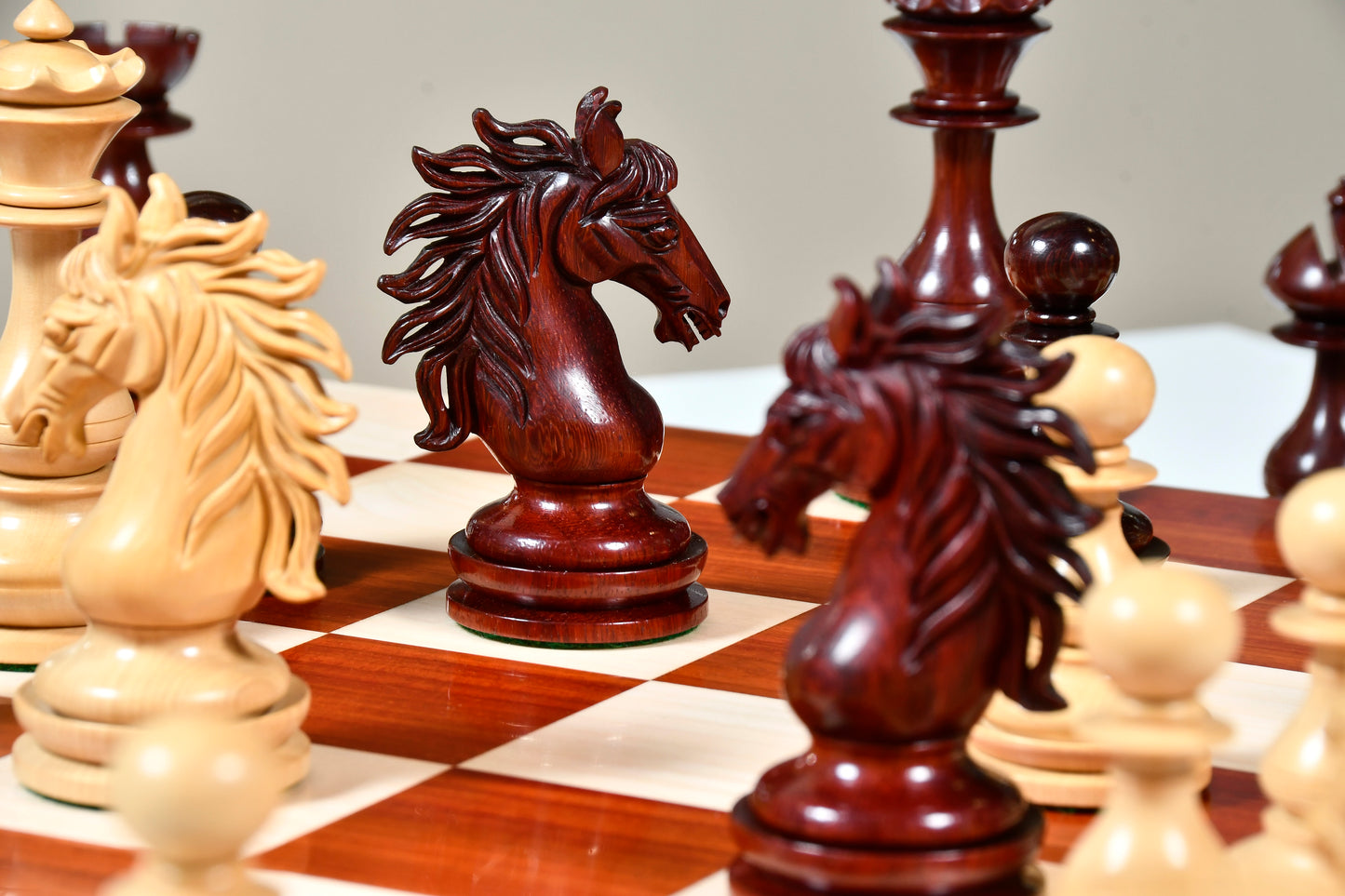 CB Wild Stallion Luxury Chess Pieces in Bud Rosewood & Boxwood - 4.4" King