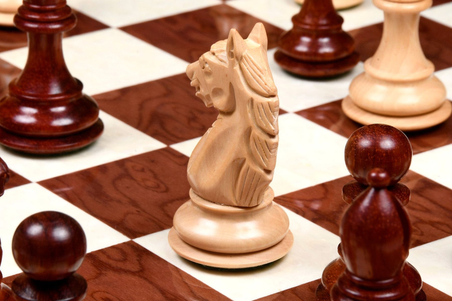 Alban Series Chess Pieces in Bud Rosewood/Boxwood - 4.0" King with Board