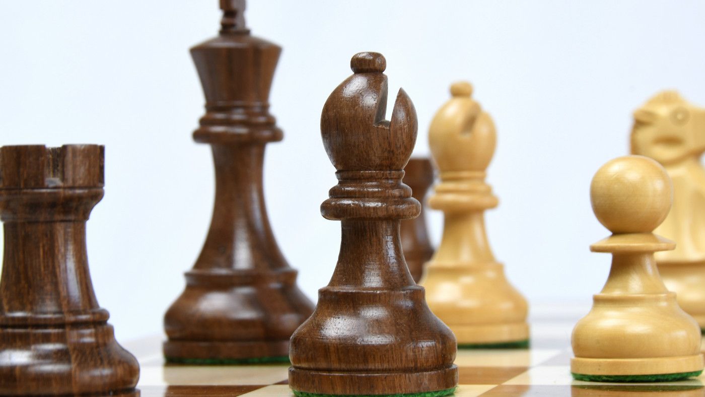 Combo of Reproduced 1972 Reykjavik Championship Series Chess Pieces in Sheesham & Box Wood - 3.7" King with Wooden Chess Board