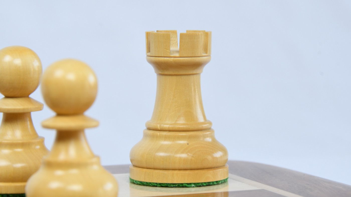 Combo of Reproduced 1972 Reykjavik Championship Series Chess Pieces in Sheesham & Box Wood - 3.7" King with Wooden Chess Board