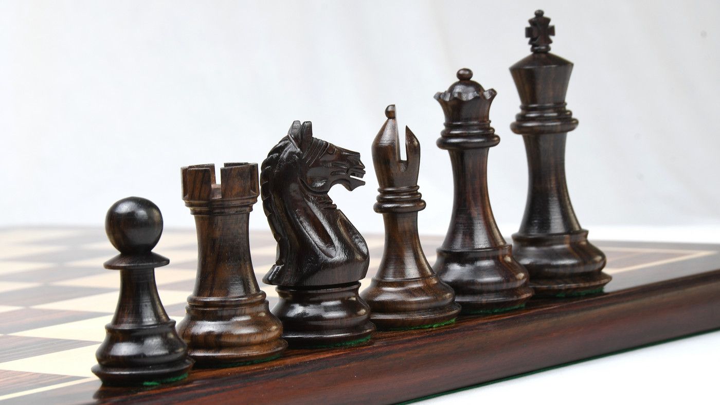 Staunton Chess Pieces in Rosewood
